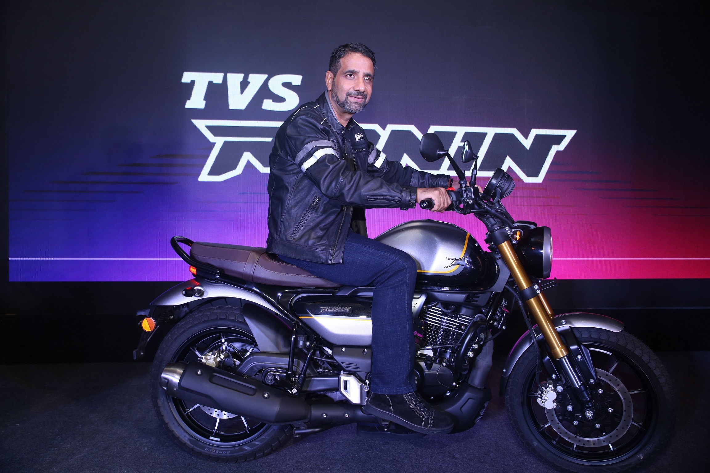 टीवीएस मोटर कंपनी ने जयपुर में लॉन्च की नई टीवीएस रोनिन