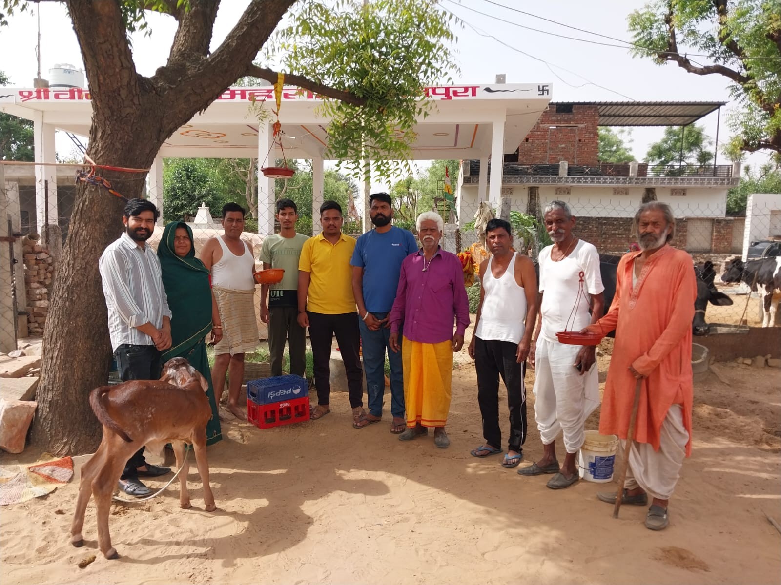 आमेर उपखंड चिमनपुरा भट्टो की गली में युवाओं द्वारा परिंडा अभियान चलाया गया