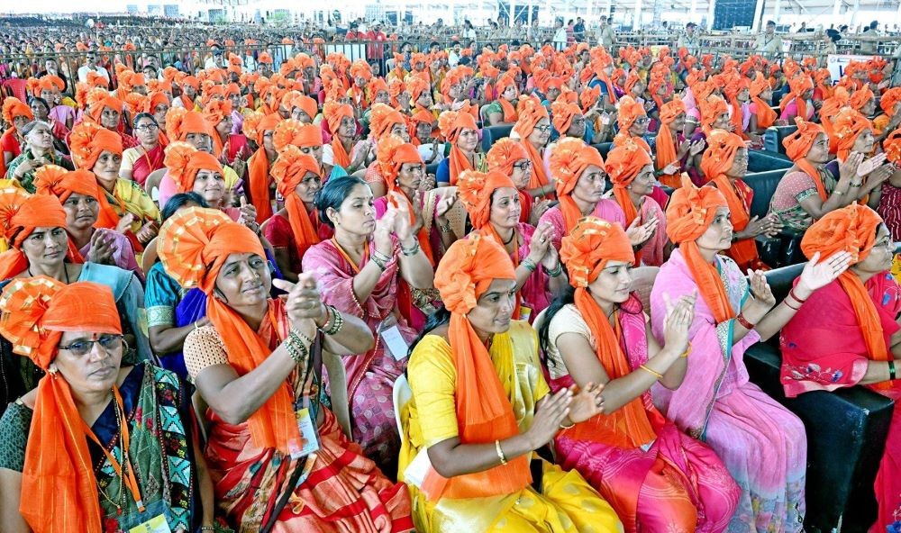 महिला सशक्तिकरण सम्मेलन में पहुंची लाखों महिलाएं