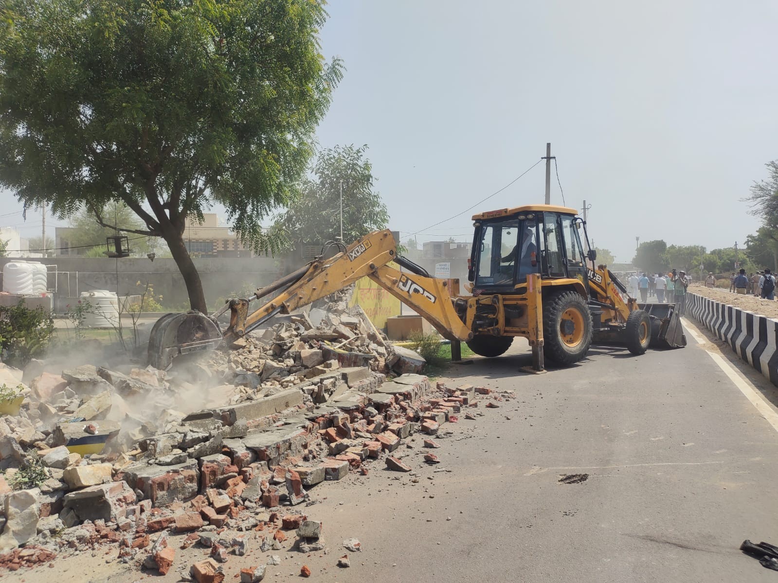 जयपुर में JDA का गरजा बुलडोजर, 2 अवैध कॉलोनियां ध्वस्त