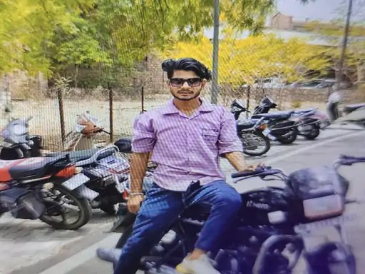 कोटा में 50 फीट ऊंचाई से गिरा युवक, मौत